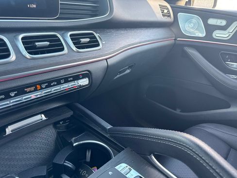 Used 2020 Mercedes-Benz GLE 350 4MATIC image 23