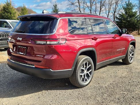 New 2025 Jeep Grand Cherokee L Limited w/ Luxury Tech Group II image 4