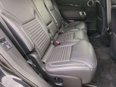 Used 2023 Land Rover Discovery HSE R-Dynamic image 17