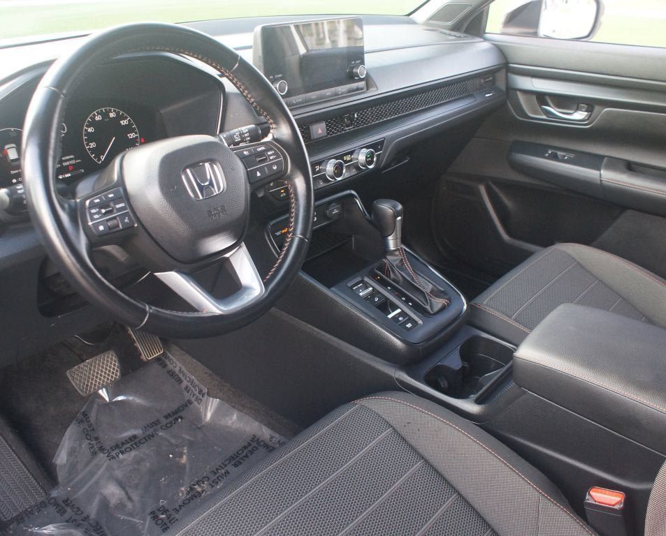 Used 2025 Honda CR-V Sport image 14