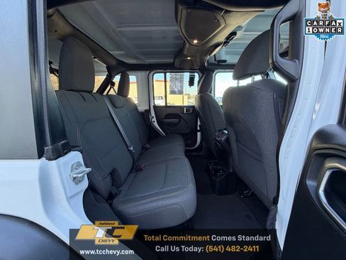 Used 2024 Jeep Wrangler Sport S image 14