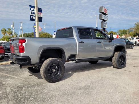 Used 2025 Chevrolet Silverado 2500 Custom w/ Custom Value Package image 7