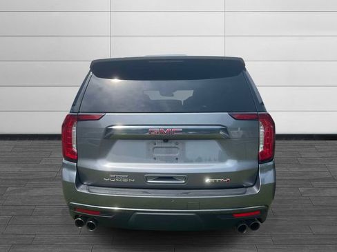 Used 2022 GMC Yukon AT4 w/ Technology Package AWD/4WD image 3