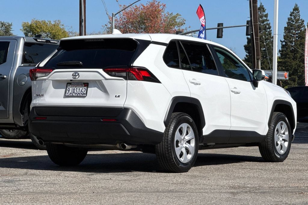Certified 2023 Toyota RAV4 LE FWD image 3
