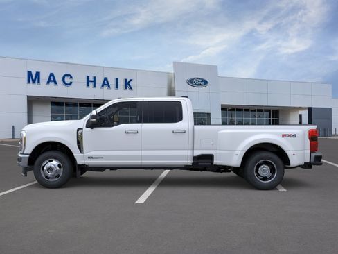 New 2026 Ford F350 Lariat w/ Lariat Ultimate Package AWD/4WD image 3