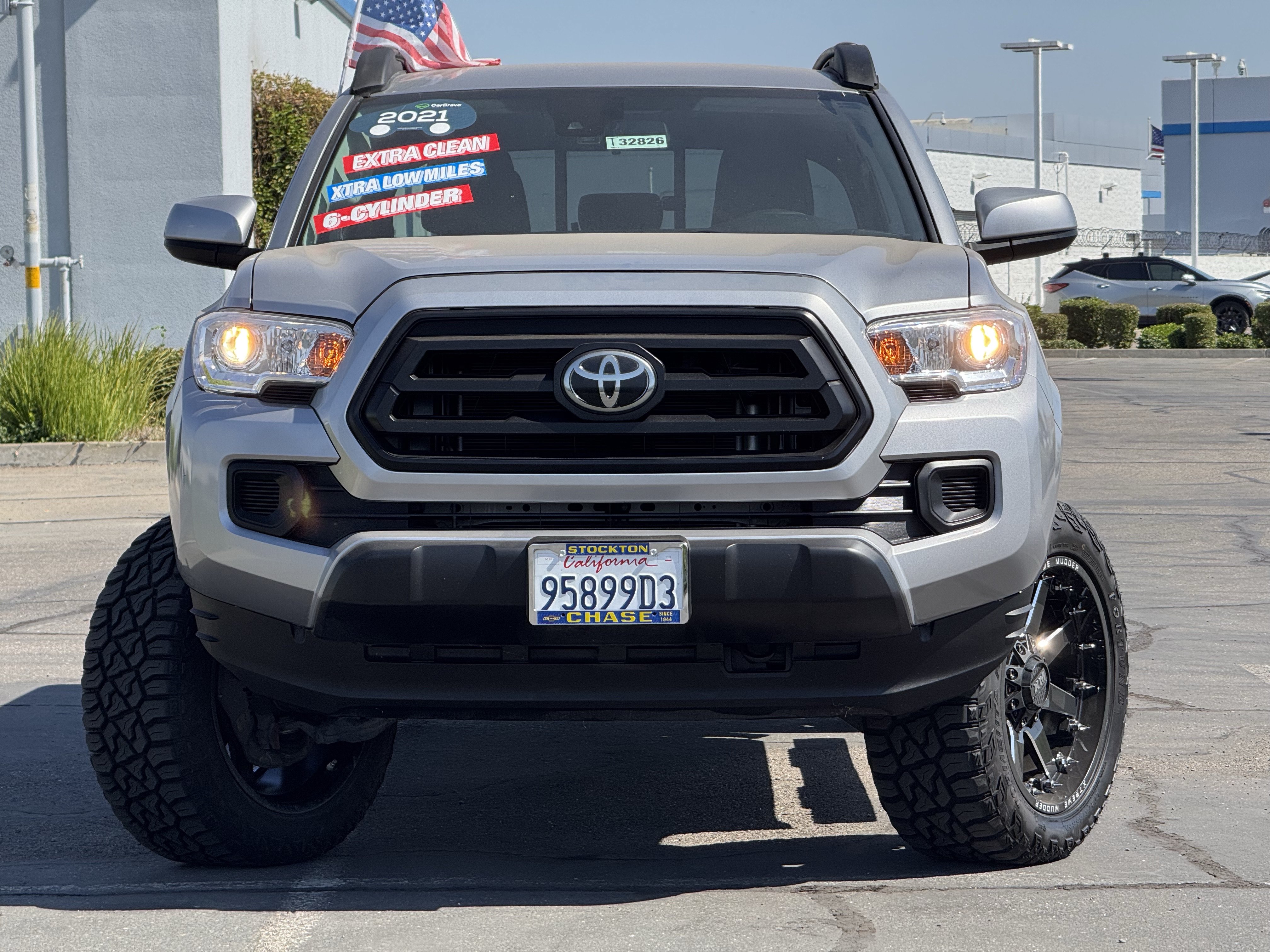 Used 2021 Toyota Tacoma SR AWD/4WD image 2