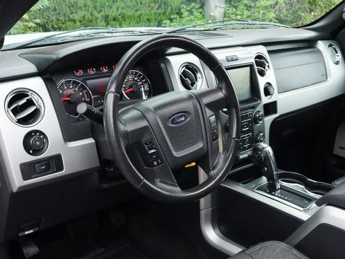 Used 2014 Ford F150 FX4 w/ Equipment Group 402A Luxury AWD/4WD image 18