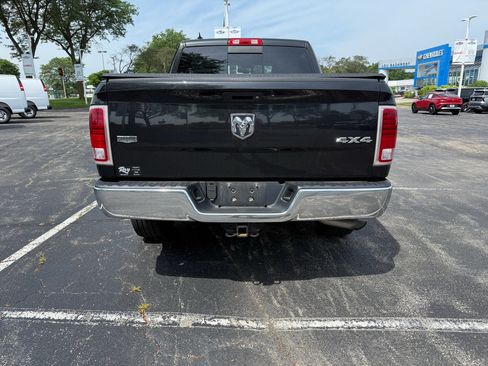 Used 2017 RAM 1500 Laramie AWD/4WD image 6