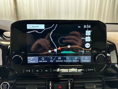 Certified 2024 Nissan Pathfinder SL w/ SL Premium Package image 16