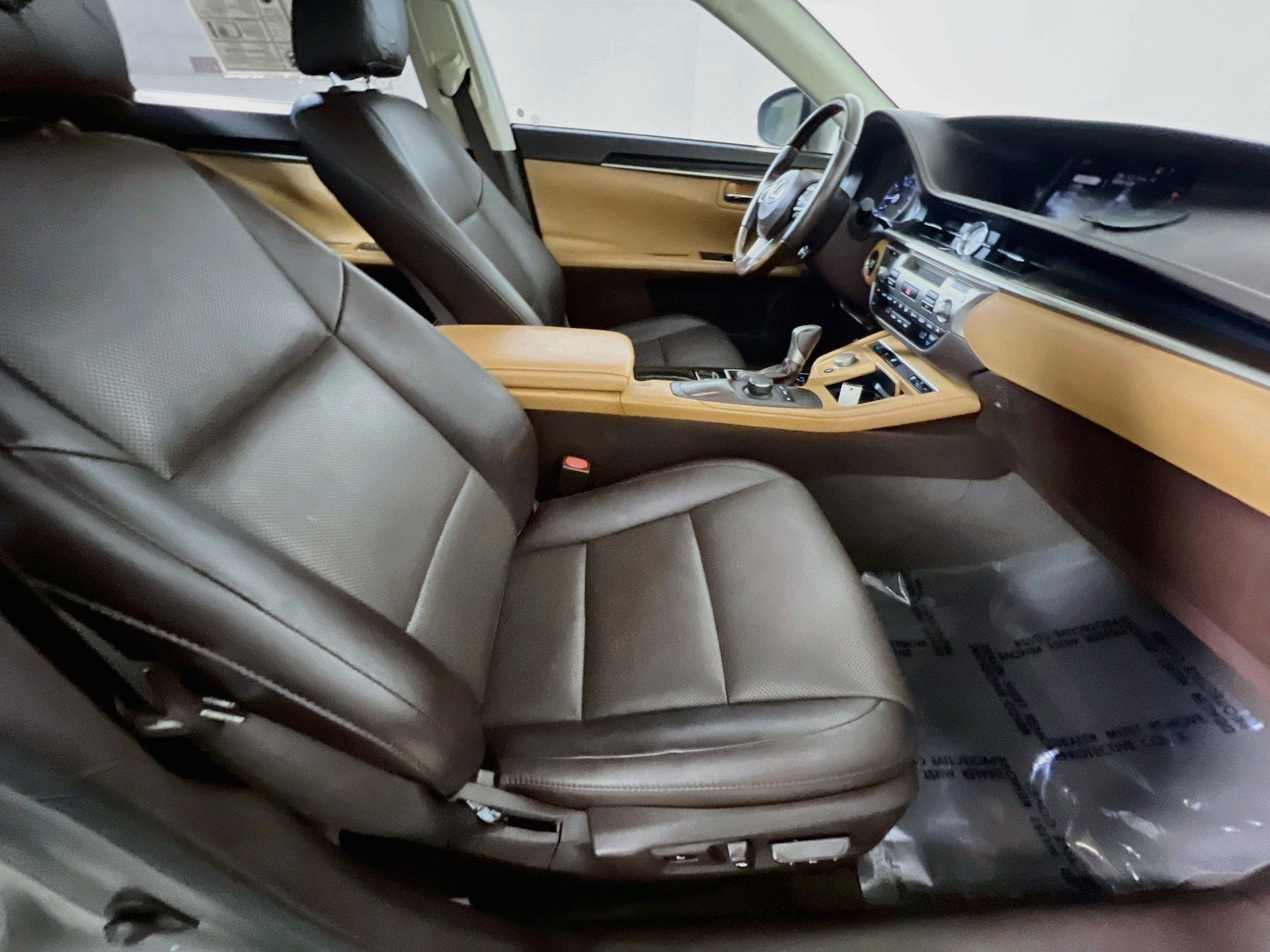 Used 2018 Lexus ES 350 w/ Premier Package FWD image 31