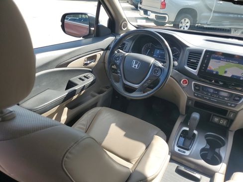 Used 2018 Honda Ridgeline RTL-T image 19