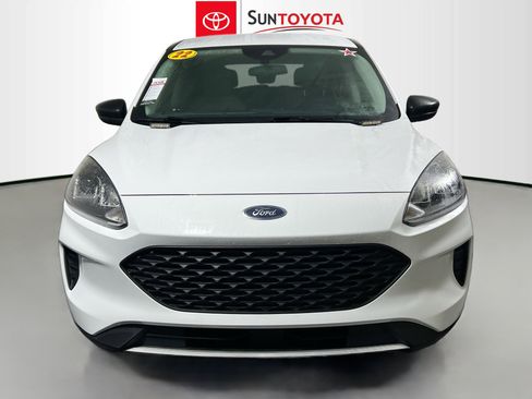 Used 2022 Ford Escape S image 10