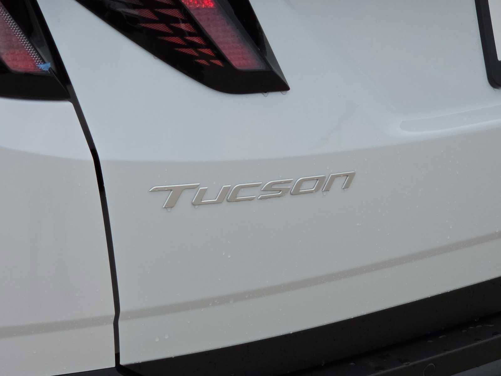 New 2026 Hyundai Tucson Limited AWD/4WD image 18
