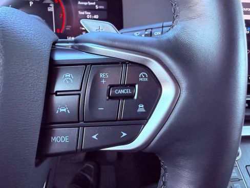 Used 2025 Lexus GX 550 AWD/4WD image 21
