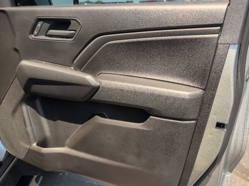 Used 2026 Chevrolet Colorado Trail Boss AWD/4WD image 45