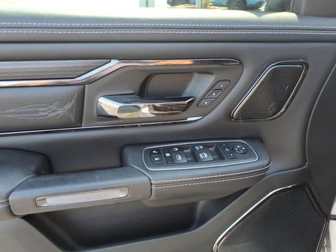 Used 2022 RAM 1500 Limited AWD/4WD image 3