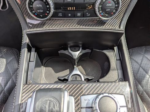 Used 2016 Mercedes-Benz SL 63 AMG image 28
