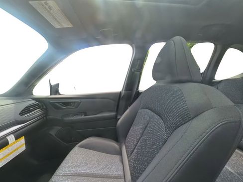 Certified 2025 Subaru Forester Premium image 29