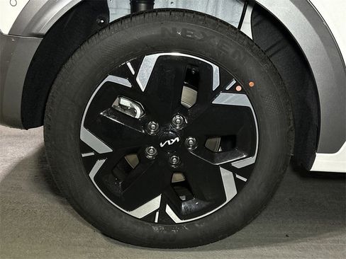 New 2025 Kia Niro Wave w/ Wave Preserve Package image 8