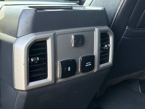Certified 2022 Ford F250 Lariat w/ Lariat Value Package AWD/4WD image 17