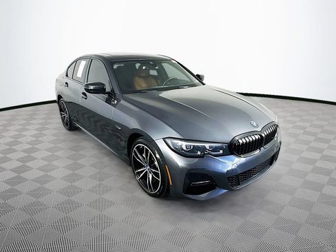 Used 2022 BMW 330e xDrive AWD/4WD image 2