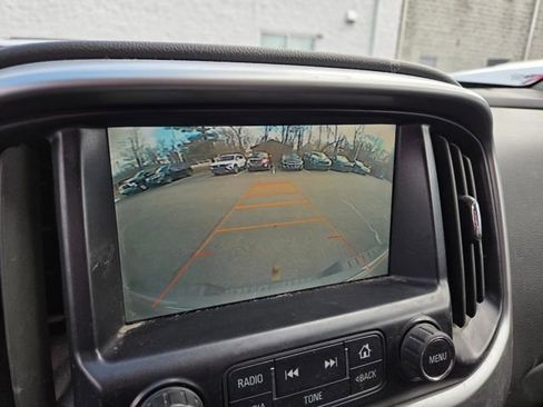 Used 2015 Chevrolet Colorado LT w/ LT Convenience Package image 11