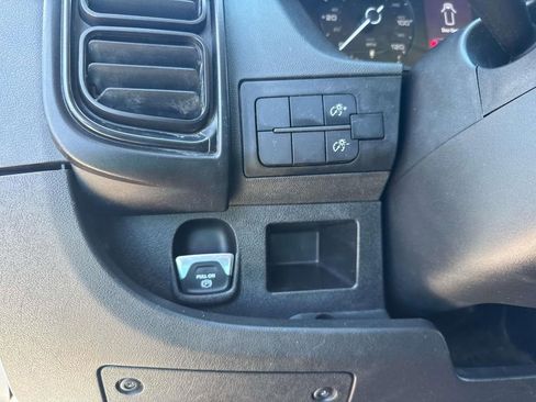 Used 2023 RAM ProMaster 2500 FWD image 22