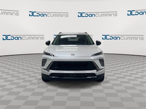 New 2025 Buick Envision Sport Touring image 3