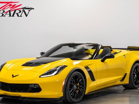 Used 2015 Chevrolet Corvette Z06 w/ 2LZ Preferred Equipment Group image 1