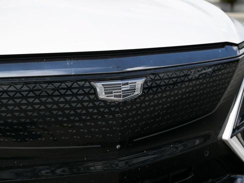 Used 2024 Cadillac Lyriq Sport RWD image 10