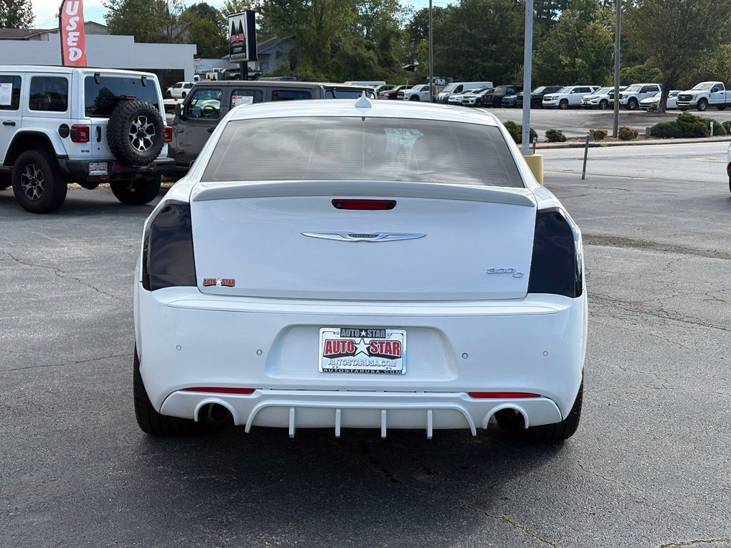 Used 2018 Chrysler 300 C w/ Sun, Sound & Nav Package RWD image 4