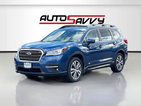 Used 2022 Subaru Ascent Limited w/ Technology Package AWD/4WD image 3