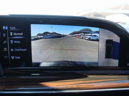 Used 2023 Cadillac Escalade Premium Luxury image 36