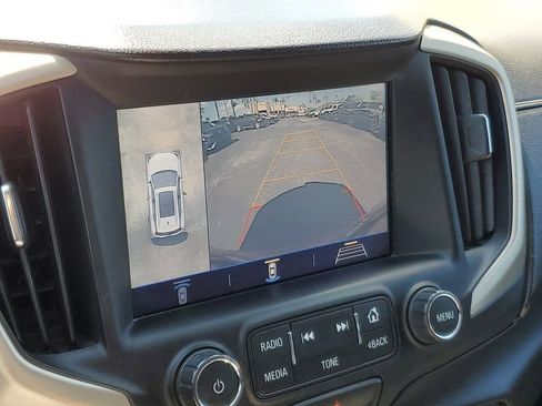 Used 2018 GMC Terrain Denali w/ Advanced Safety Package image 21