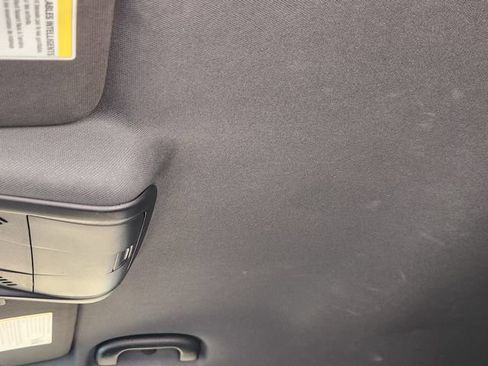 Used 2022 Chevrolet Equinox RS FWD image 25