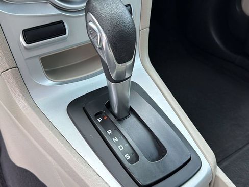 Used 2019 Ford Fiesta SE FWD image 16