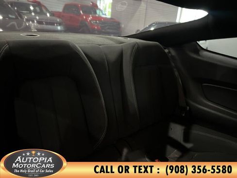 Used 2019 Ford Mustang Coupe RWD image 13