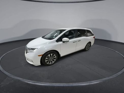 Used 2023 Honda Odyssey EX-L image 4
