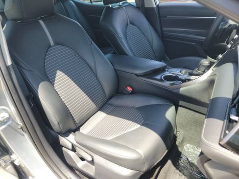 Used 2024 Toyota Camry SE FWD image 22