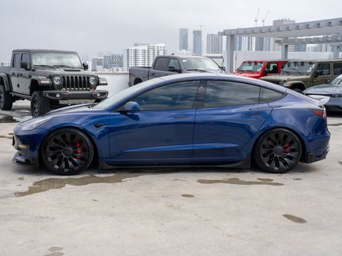 Used 2023 Tesla Model 3 Performance image 8