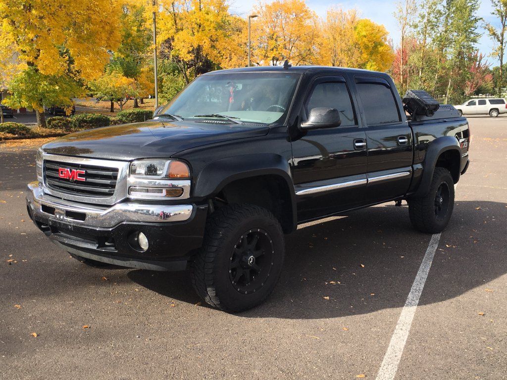 Used 2006 GMC Sierra 1500 SLE w/ Onstar Plus Package AWD/4WD image 1