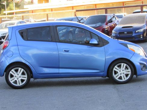 Used 2014 Chevrolet Spark LT FWD image 9
