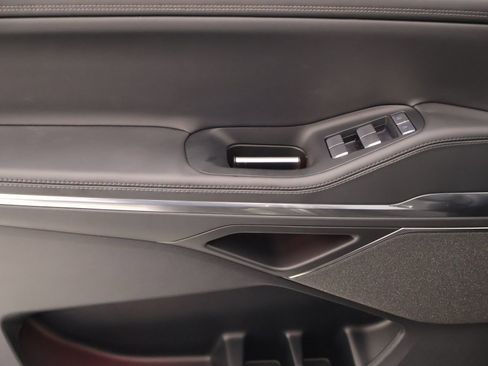 New 2025 Lincoln Navigator Reserve w/ Jet Appearance Package AWD/4WD image 18