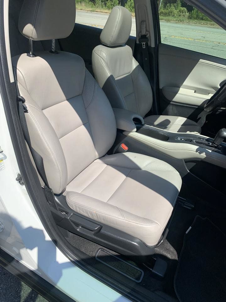Used 2016 Honda HR-V EX-L image 9