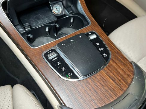 Certified 2021 Mercedes-Benz GLC 300 4MATIC image 33