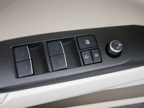 Certified 2023 Toyota Camry XLE w/ Navigation Package image 19