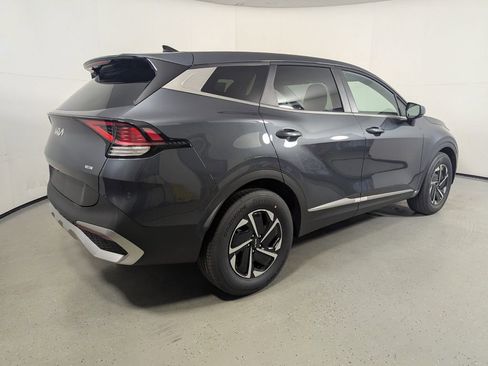 New 2025 Kia Sportage LX image 7