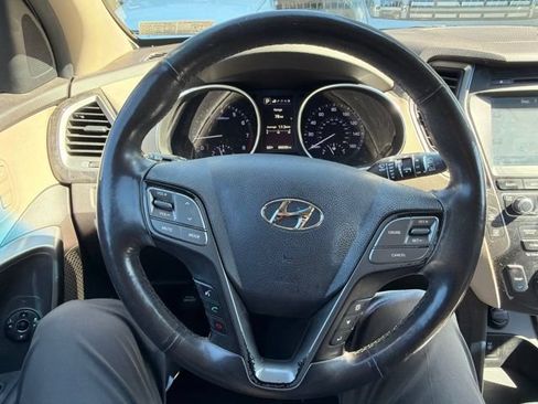 Used 2017 Hyundai Santa Fe Sport w/ 2.4L Tech Package 04 AWD/4WD image 23