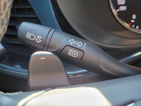 Used 2023 Buick Envision Essence w/ Sport Touring Package AWD/4WD image 17