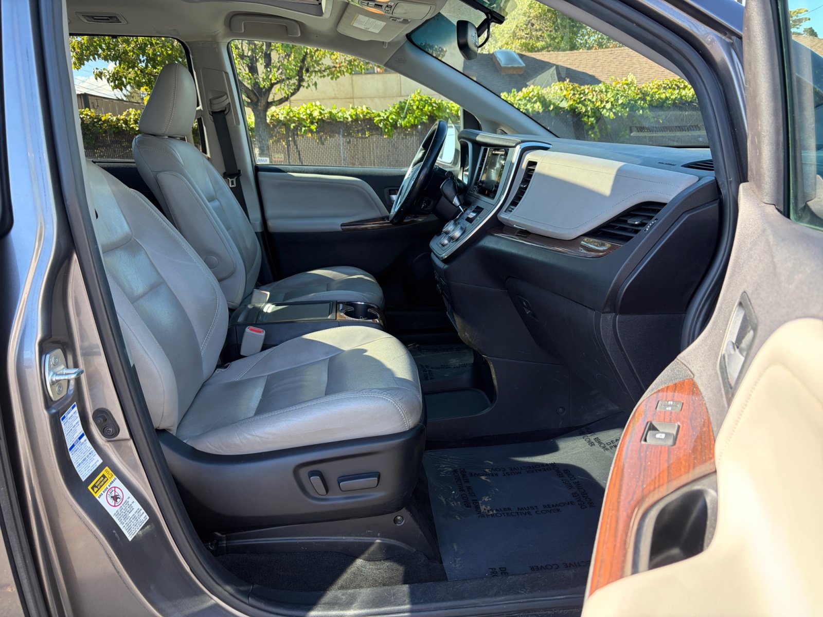 Used 2017 Toyota Sienna Limited AWD/4WD image 29